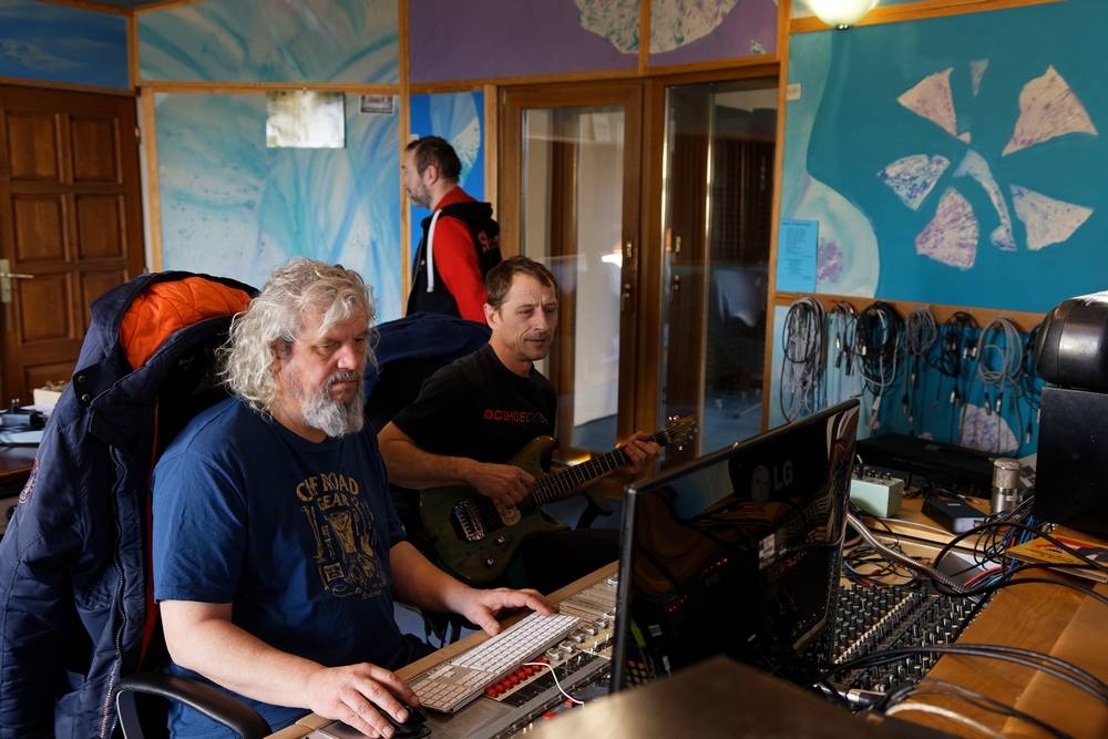 S Wohnout ve studiu. Jak vzniká nová deska kapely?