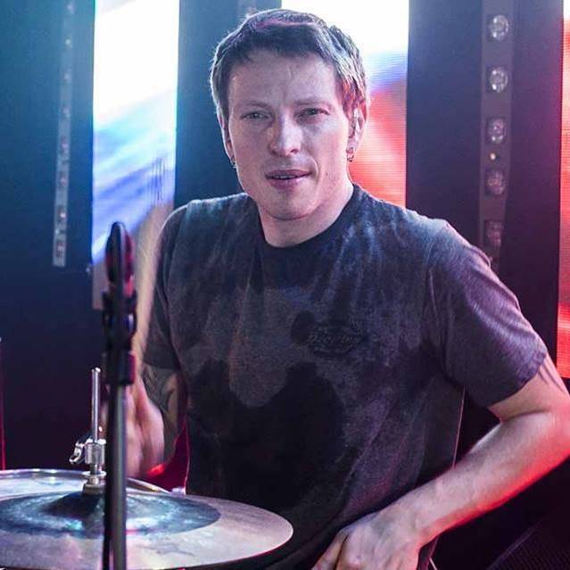 ANKETA 40 let metalu (IV.) Vzory Arakainu byli Slayer i Pantera, pro české bubeníky hlavně Metallica