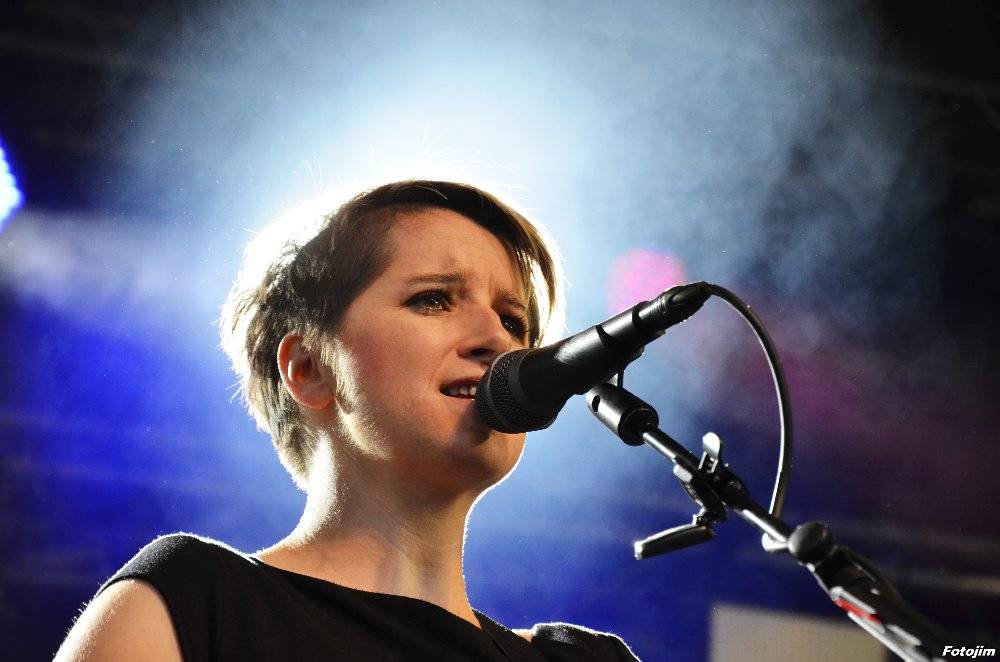 ANKETA | Rok 2021 pohledem hudebníků. Jak ho hodnotí a co plánují do budoucna? Odpovídali Richard Krajčo, Honza Hladík, Šimon Blaschko z Rock Café a další