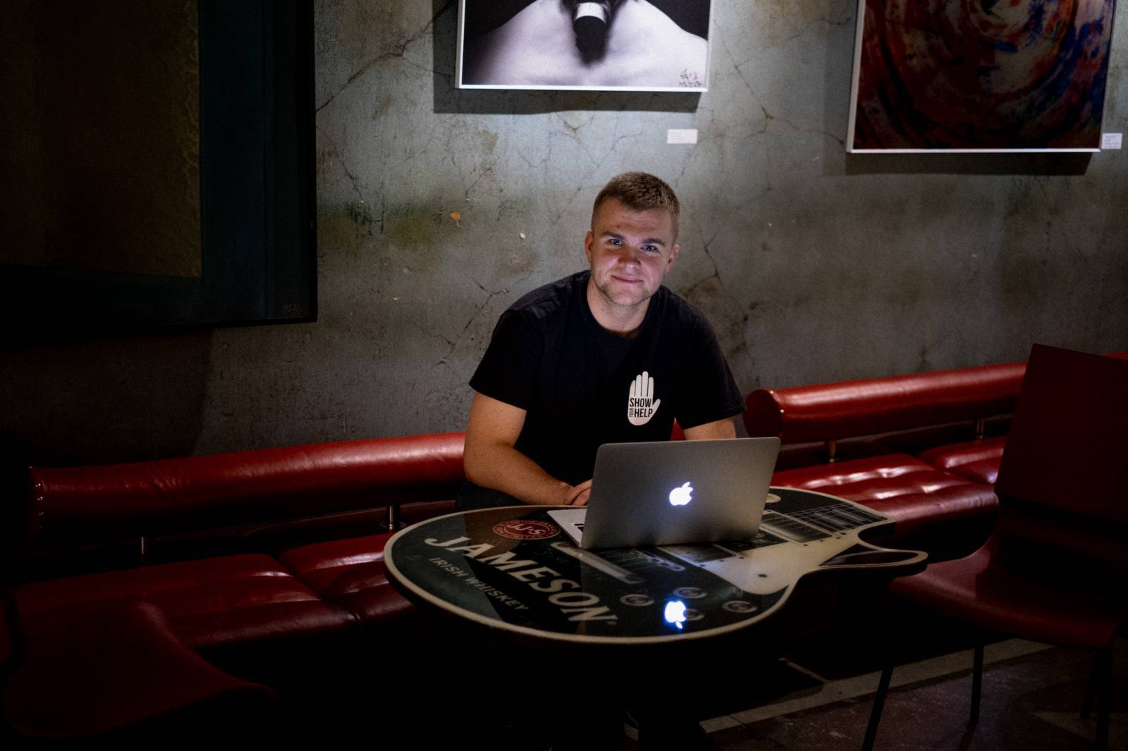 ANKETA | Rok 2021 pohledem hudebníků. Jak ho hodnotí a co plánují do budoucna? Odpovídali Richard Krajčo, Honza Hladík, Šimon Blaschko z Rock Café a další