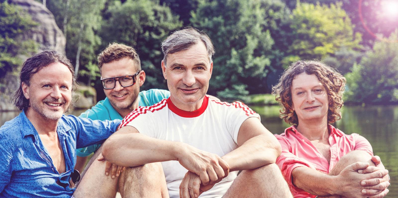 ANKETA | Rok 2021 pohledem hudebníků. Jak ho hodnotí a co plánují do budoucna? Odpovídali Richard Krajčo, Honza Hladík, Šimon Blaschko z Rock Café a další