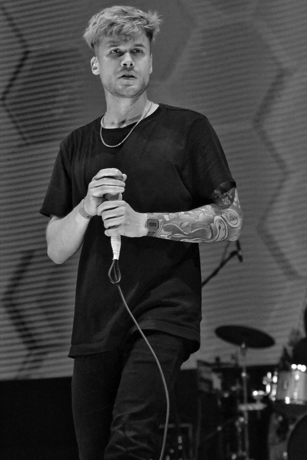 Jak se žije na šňůře | John Wolfhooker: Jednou nás napadlo položit na spícího Filipa noční stolek