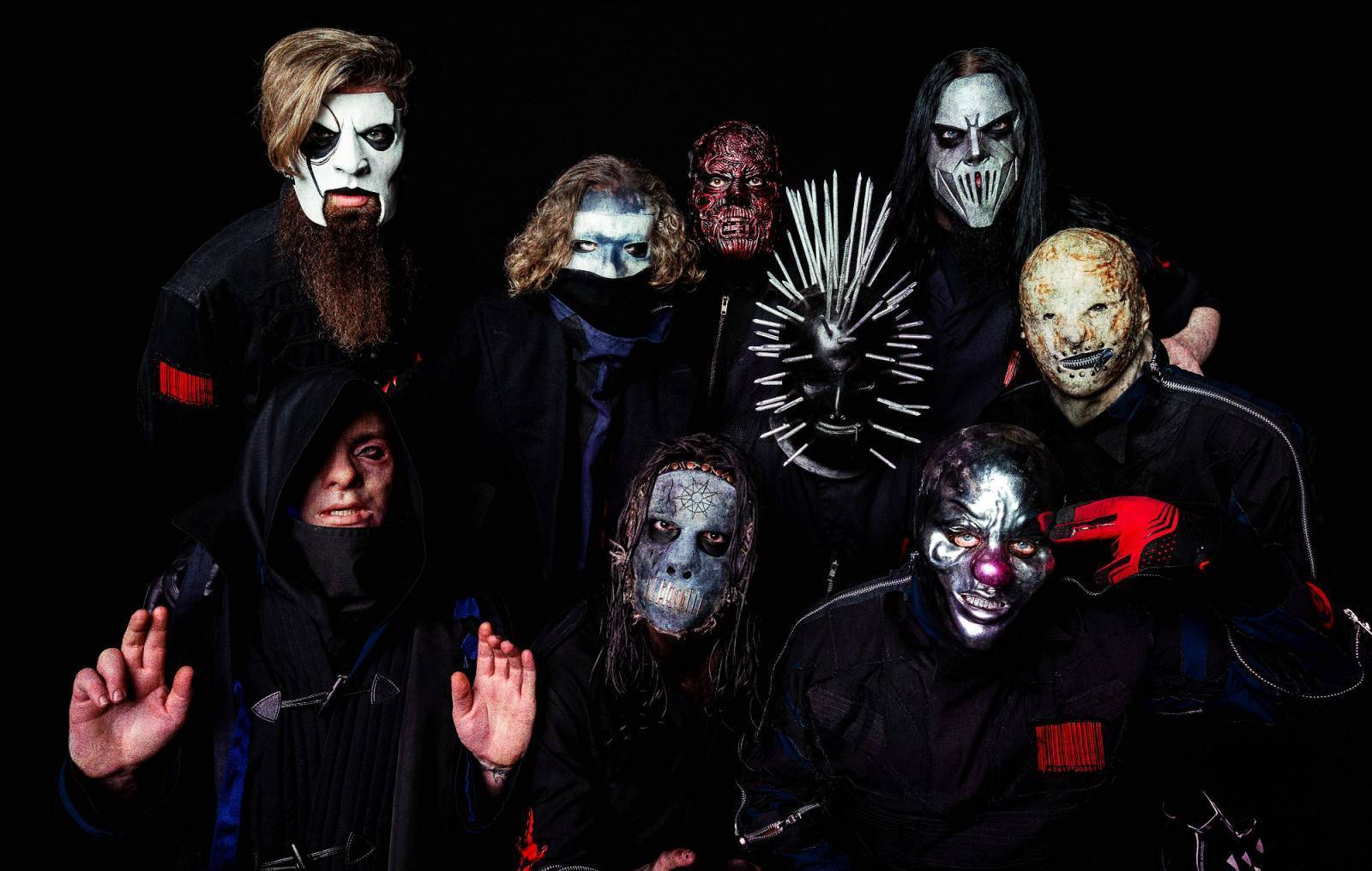 TOP 8 videoklipů týdne: Slipknot přichází s novou metalovou hymnou, kapela Jelen zve do O2 universa a Poetika zpívá o závislostech
