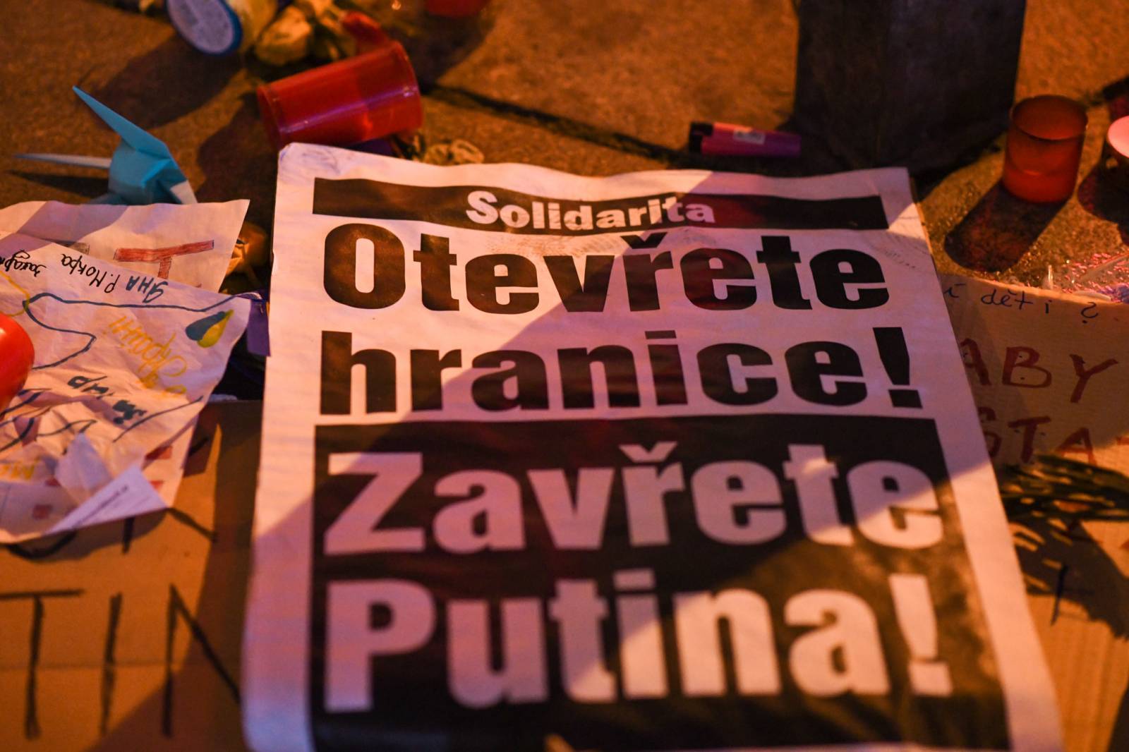 Česko a Slovensko pomáhají Ukrajině. Přehled benefičních koncertů na podporu válkou soužené země