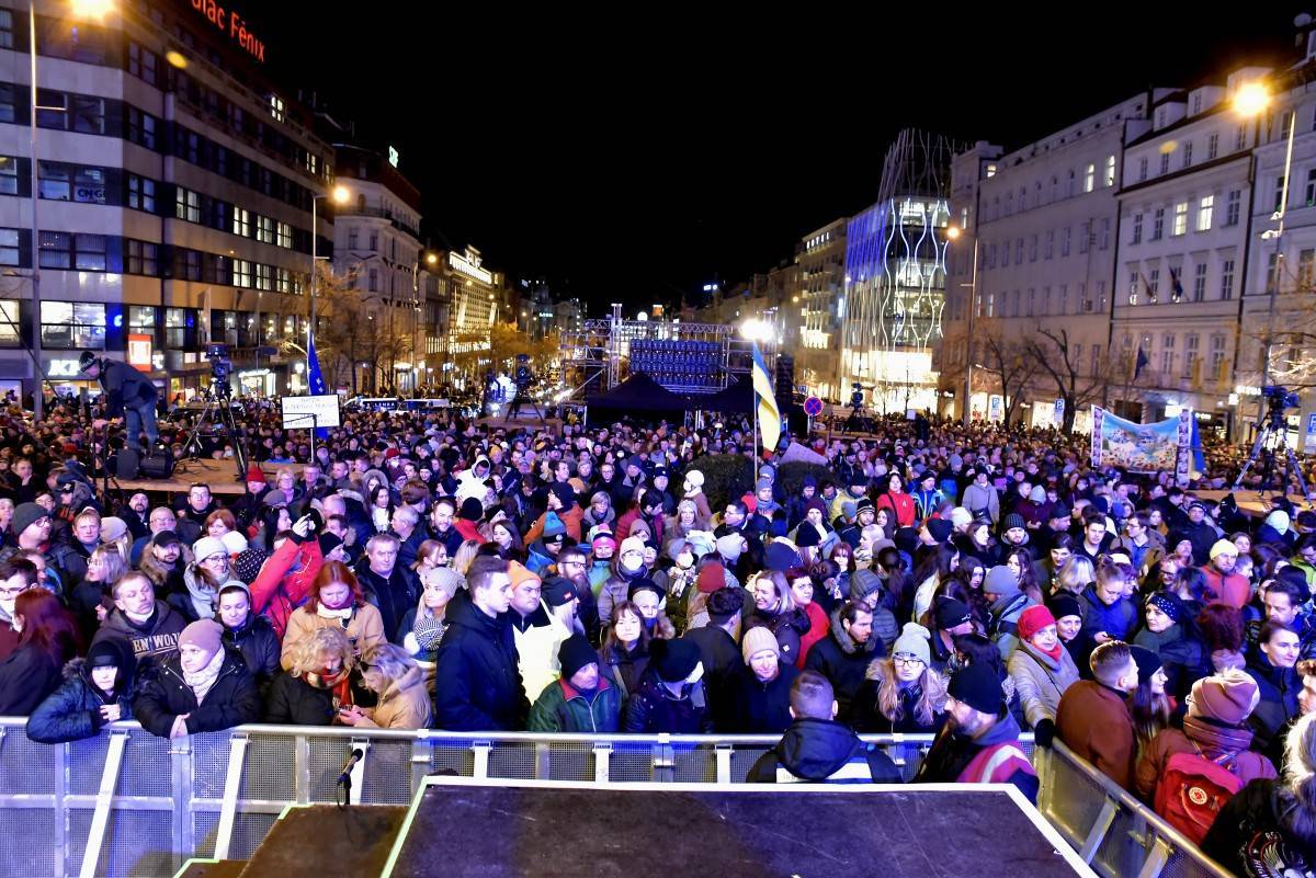 Česko a Slovensko pomáhají Ukrajině. Přehled benefičních koncertů na podporu válkou soužené země