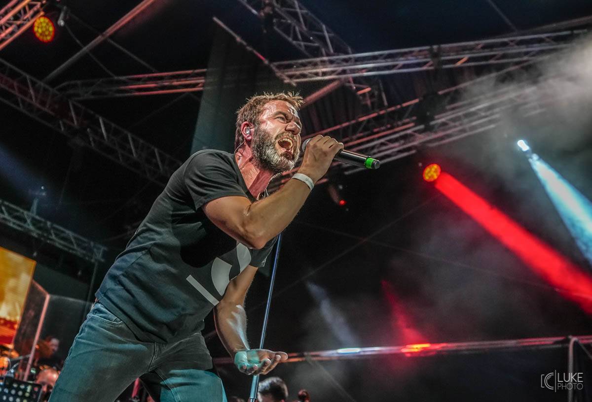 Tam, kde se soudobá hudba snoubí s klasikou. Projekt glorchestra dorazil do Prahy, přivezl Tata Bojs i Katarzii