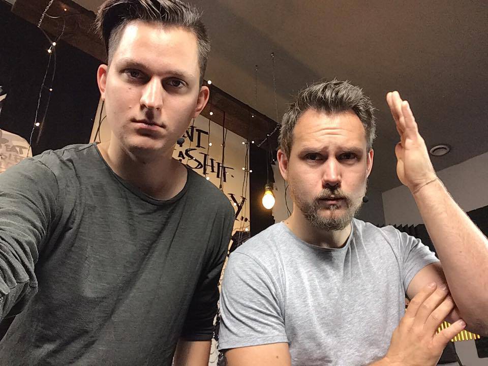 BIZÁR: Jak se stát úspěšnou agro kapelou? Kumšt radí vesnickým sestavám