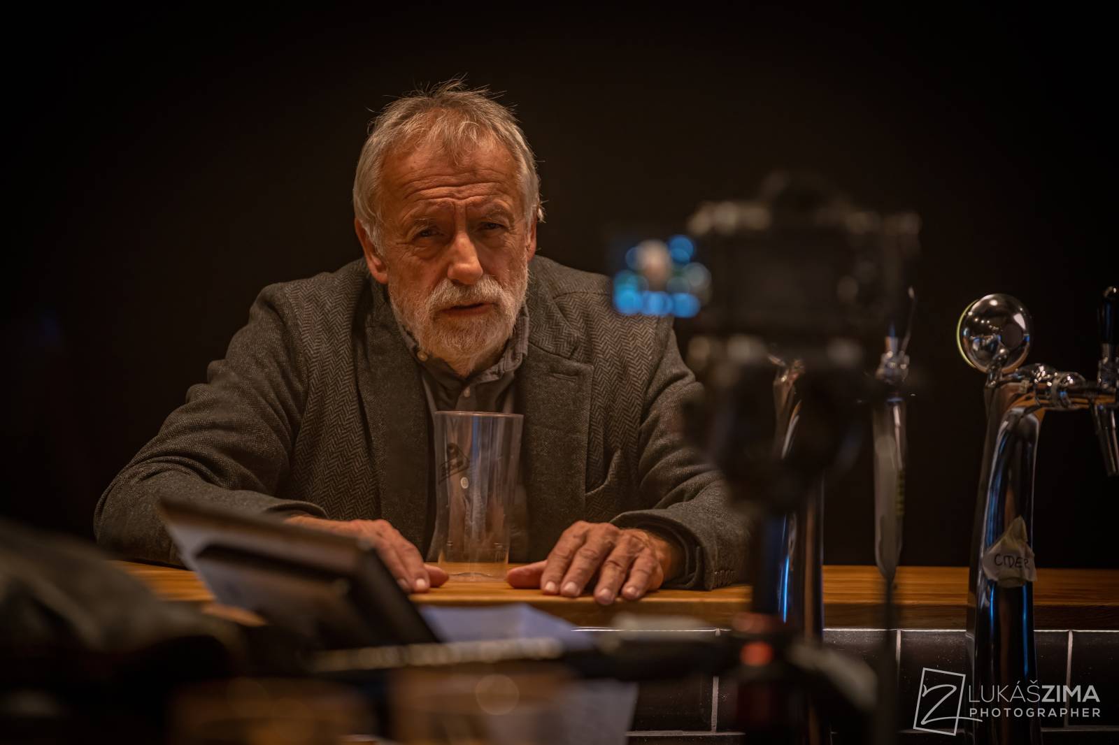 Eduard Rovenský končí v Poetice. Proč, nám vysvětlil na natáčení videoklipu své nové kapely