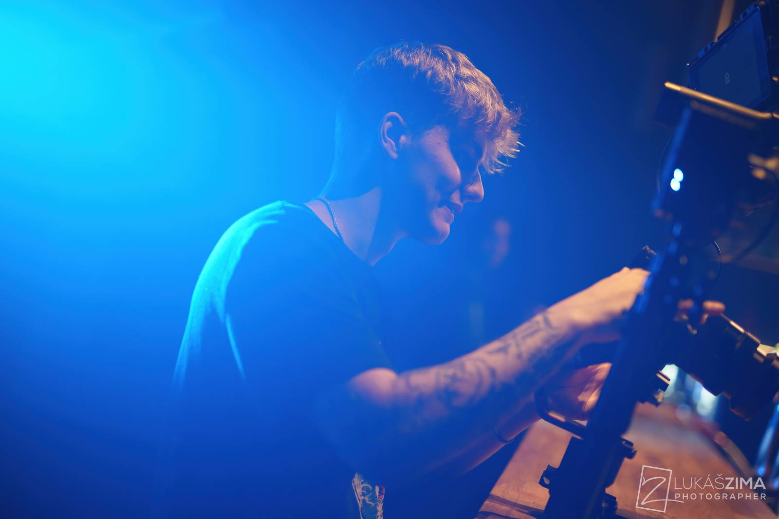 Eduard Rovenský končí v Poetice. Proč, nám vysvětlil na natáčení videoklipu své nové kapely