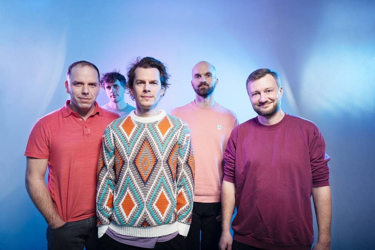 TOP 10 českých alb roku 2023 podle redakce iREPORTu: Vydali je J.A.R., Tři sestry, Zrní či John Wolfhooker