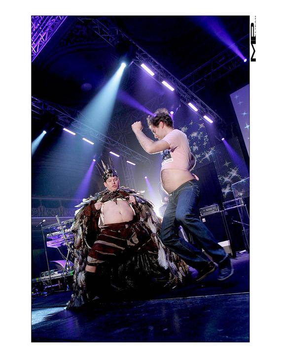 RETRO 2000| Monkey Business slavili v roce 2008 Vánoce s Glennem Hughesem