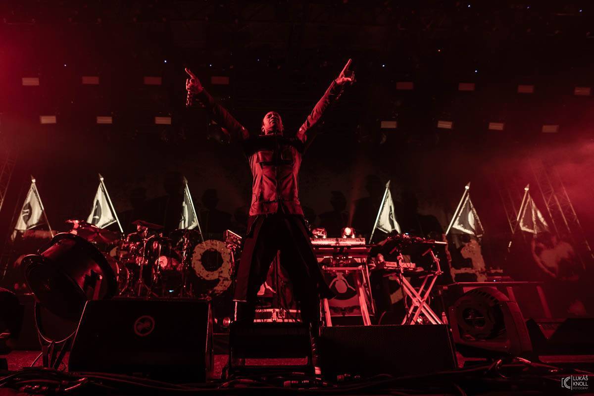 Na co se těšit v červnu: Do Hradce dorazí The Prodigy i The Offspring, do Pardubic Alice Cooper a ve Varech odstartuje filmový festival