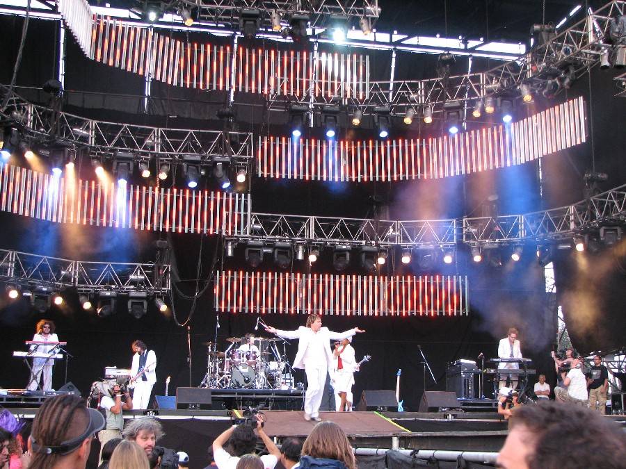 RETRO 2000 | Jak Monkey Business dobyli Jižní Ameriku a učarovali latinsko-americké rockové legendě