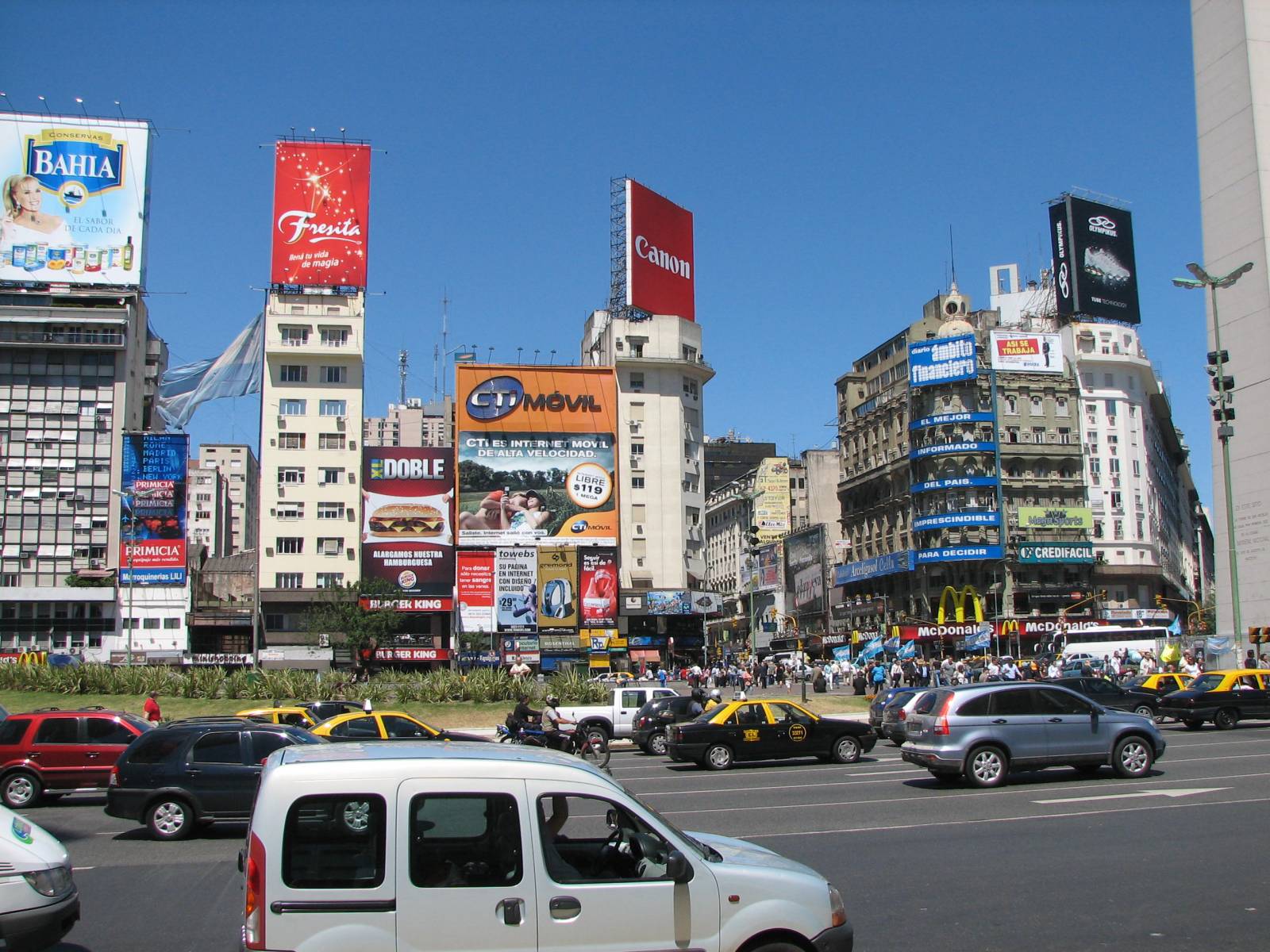 RETRO 2000 | Jak Monkey Business dobyli Jižní Ameriku a učarovali latinsko-americké rockové legendě