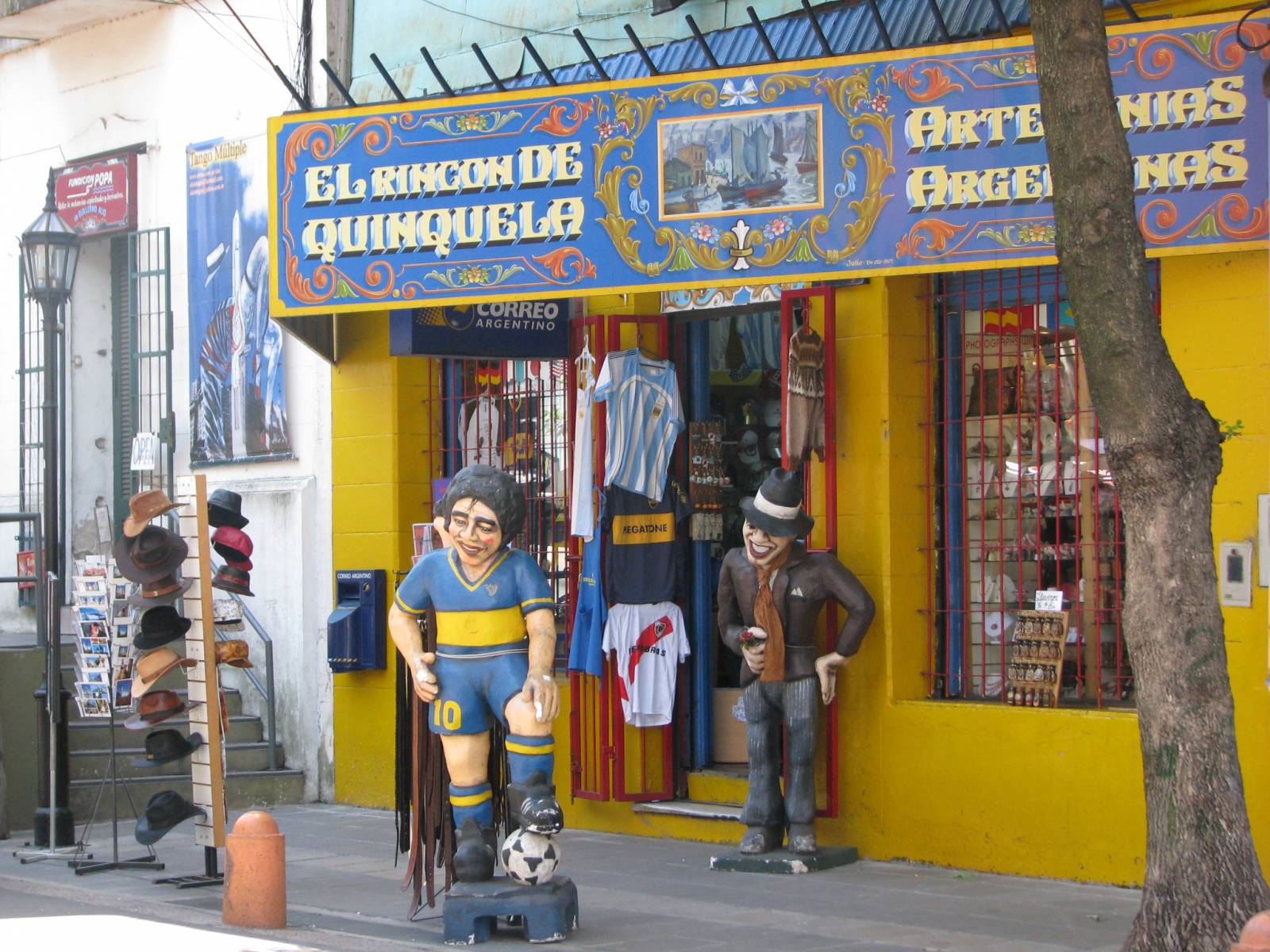 RETRO 2000 | Jak Monkey Business dobyli Jižní Ameriku a učarovali latinsko-americké rockové legendě