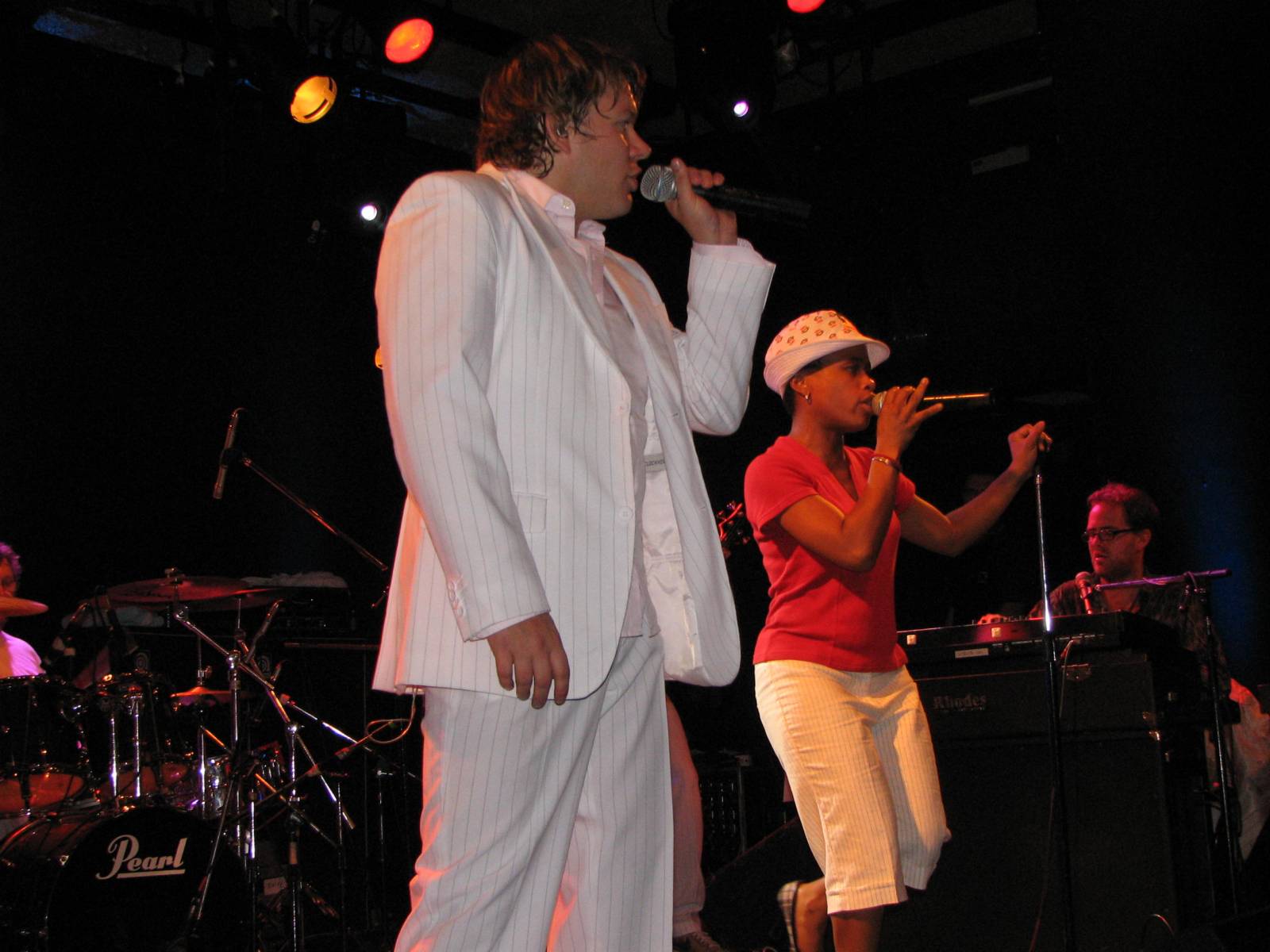 RETRO 2000 | Jak Monkey Business dobyli Jižní Ameriku a učarovali latinsko-americké rockové legendě