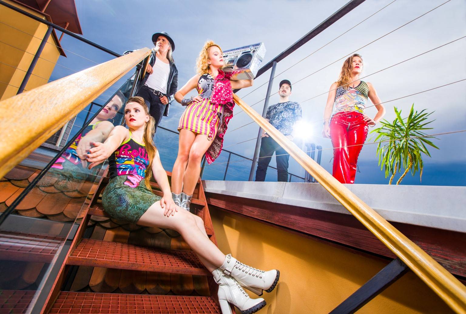 Nominační tipy Žebříku: Objeveni byli Reflections of Karma, Rozálie či Mat213, o Akci roku se ucházejí Rock for People, Chinaski i Kabát