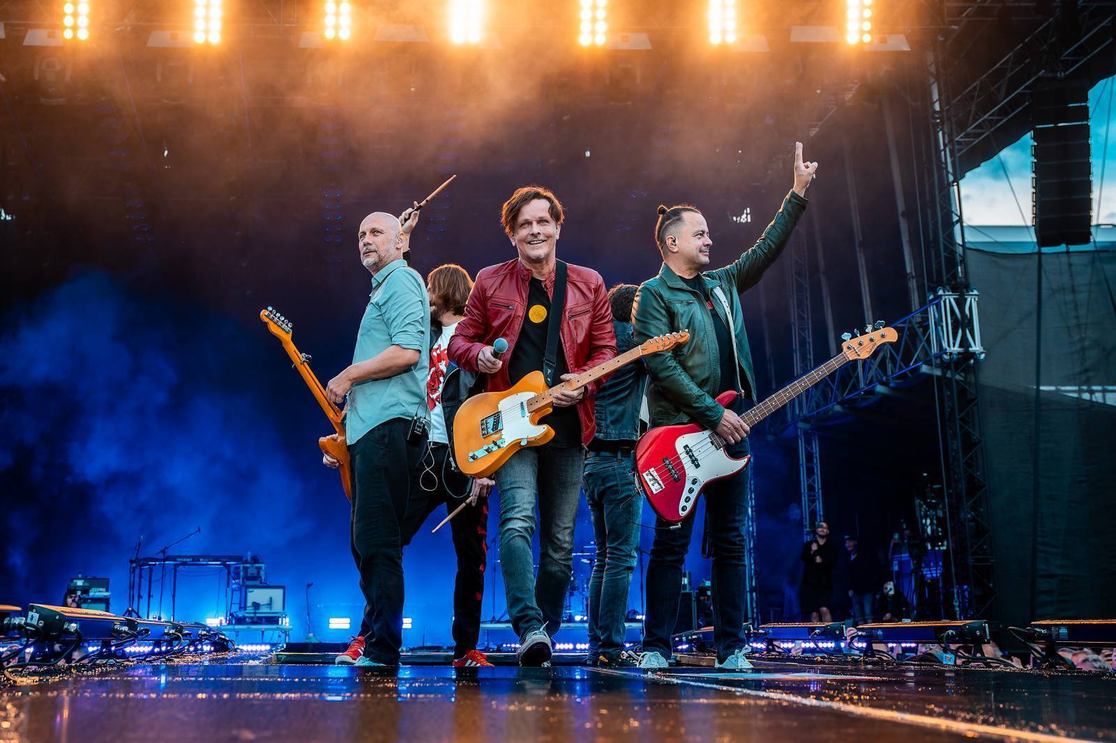 Nominační tipy Žebříku: Mezi skupinami můžete hlasovat pro Chinaski, Mňágu a Žďorp i Rybičky 48, objeveni byli Šimon Opp nebo Doctor Victor