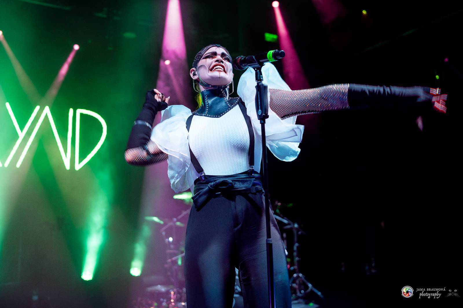 Na co se těšit v dubnu: Film o Davidu Stypkovi, Tame Impala a Pentatonix v O2 areně, Kreator ve Foru Karlín i Wohnout na turné