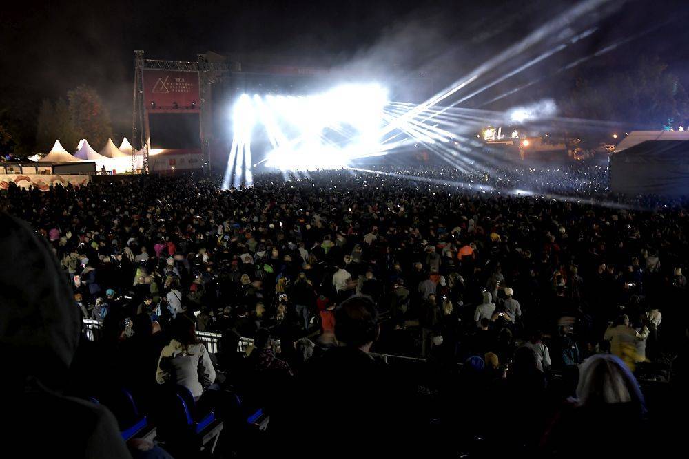 LIVE: Top 5 druhého dne Metronome festivalu - Chemical Brothers, David Byrne i domácí Mydy Rabycad