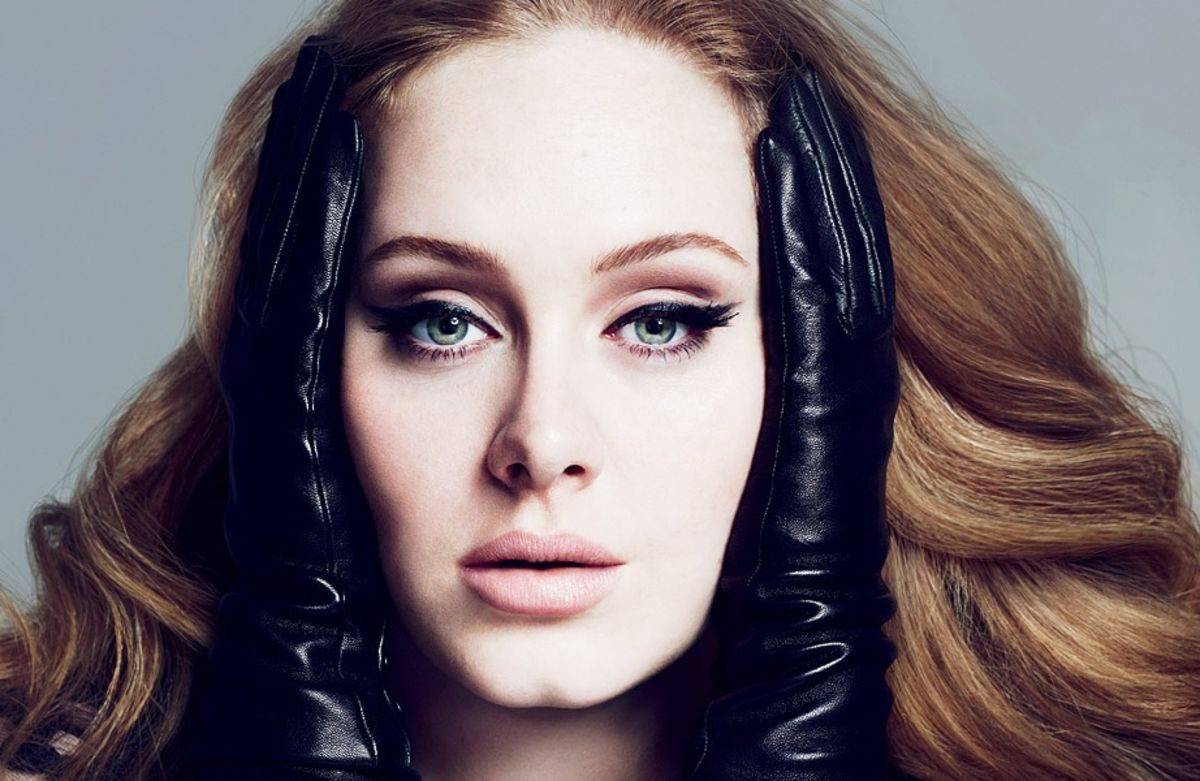 HITPARÁDY (22.): Prodejnost nové desky Adele se zapíše do hudebních dějin