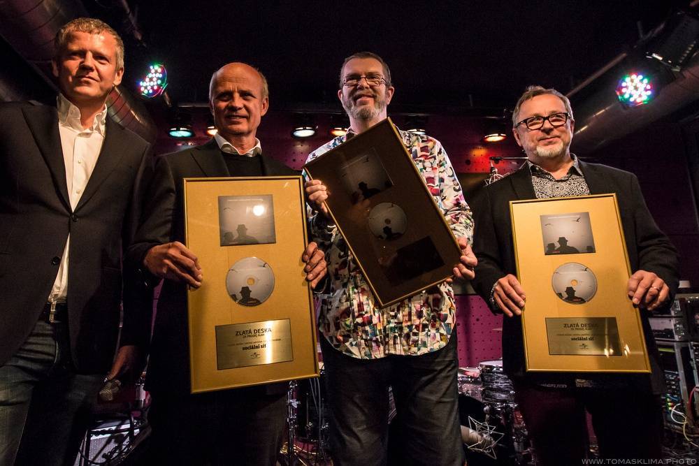 ROCKBLOG: Kolik kdo hudbou vydělal? Prozradí to Zlaté a Platinové album s novými pravidly