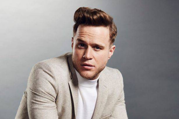 HITPARÁDY (72.): Twenty One Pilots dobyli česká rádia, posmrtně se prodává Leonard Cohen