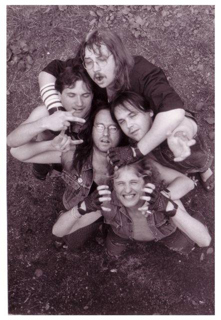 Metalománie: VIII. díl V nemilosti režimu