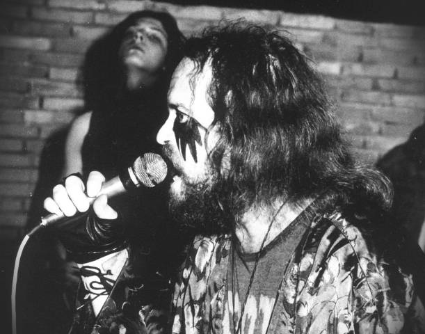 Metalománie: VIII. díl V nemilosti režimu