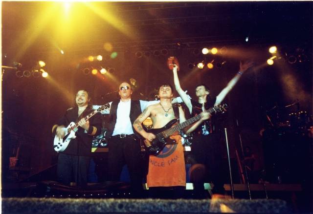 Metalománie XI.: Konfrontace idejí a snů