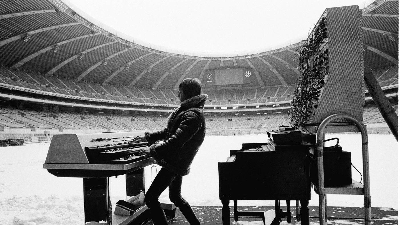 SMRT SI ŘÍKÁ ROCK'N'ROLL: Keith Emerson - klávesový génius, který zemřel, aby nezklamal fanoušky