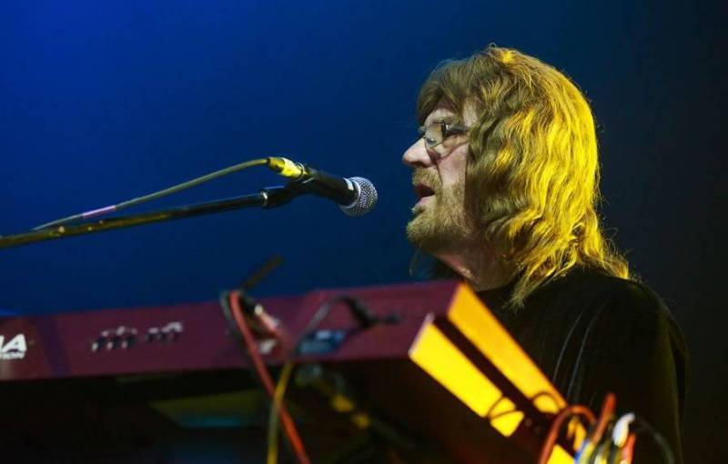 SMRT SI ŘÍKÁ ROCK'N'ROLL: Geoff Nicholls - Nenápadná, ale důležitá součástka Black Sabbath