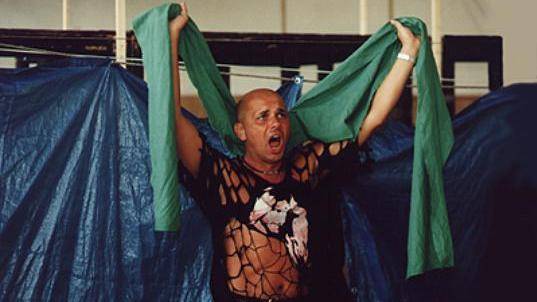 SMRT SI ŘÍKÁ ROCK'N'ROLL: Jiří Schoenbauer - Charismatický pěvec, který pomáhal psát českou muzikálovou historii