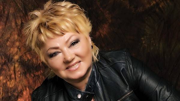 Věra Špinarová - Královna vysokých tónů, která pro lásku k hudbě přetrpěla i pár facek