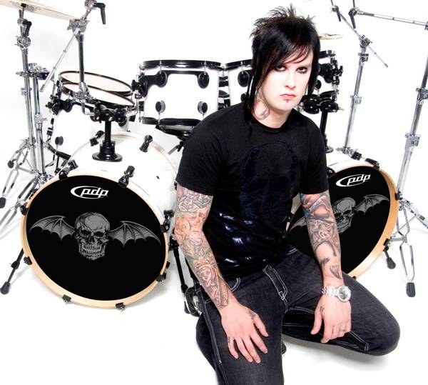 The Rev - Bubenický supertalent z Avenged Sevenfold, který o rok přežil členy Klubu 27