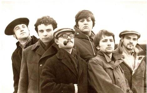 Milan Dufek - Svůj hudební život zasvětil skupinám Rangers a Plavci, zemřel v Kolumbii při potápění