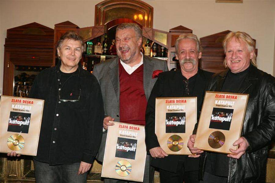 Anatoli Kohout - Stylově nevyhraněný hudebník i obchodník hrál nejen v původním Katapultu, ale i jazz a blues