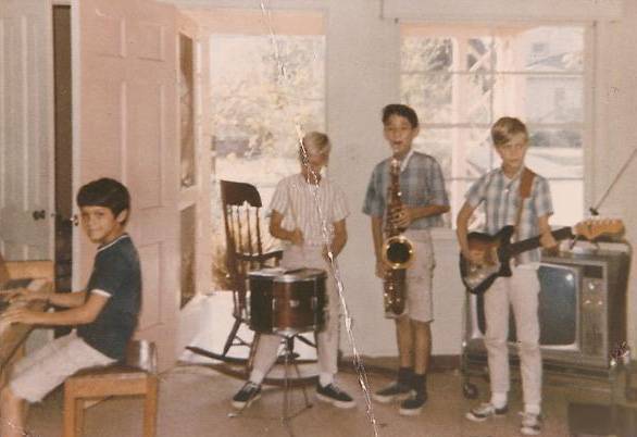 Eddie Van Halen - Jeden z nejlepších kytaristů světa hnal kupředu kapelu Van Halen, spolupracoval s Michaelem Jacksonem a nepřestával cvičit