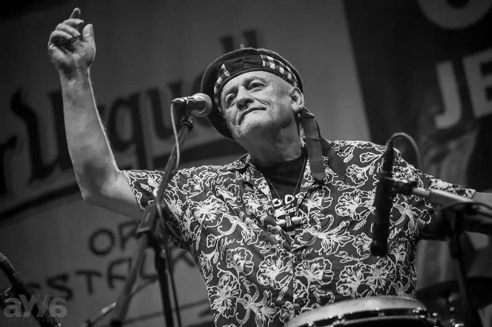 Richard Tesařík - Výrazná postava z prostředí Hanspaulky spojila reggae a latinskou hudbu s humorem