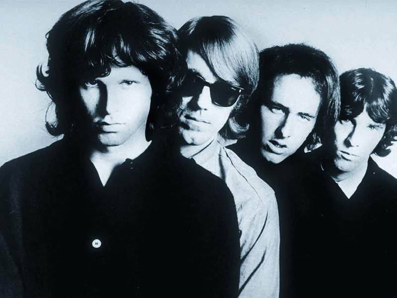 SMRT SI ŘÍKÁ ROCK'N'ROLL: Jim Morrison (11.)