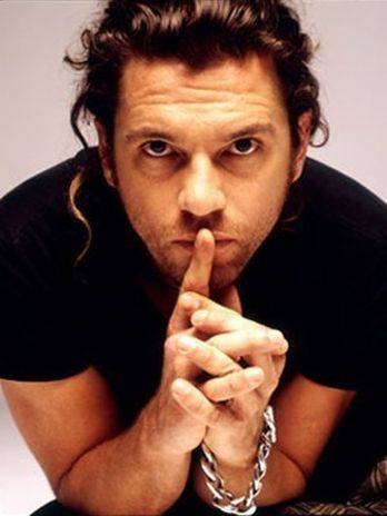 SMRT SI ŘÍKÁ ROCK'N'ROLL: Michael Hutchence (13.)
