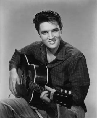 SMRT SI ŘÍKÁ ROCK'N'ROLL: Elvis Presley (15.)