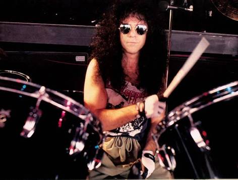 SMRT SI ŘÍKÁ ROCK'N'ROLL: Eric Carr (28.)