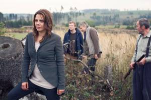 VIDEO: Aneta Langerová zpívá o vině i nevině. S její vesnickou detektivkou se budete bát!