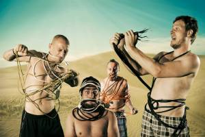 VIDEO: Wohnout vzpomíná na povodně a hraje (si) se Smetanou