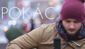 VIDEO: Kýč, na který se těšíme celý rok. Pokáč má hit o Vánocích z Václaváku
