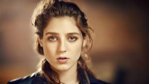 VIDEO: Birdy vyletěla z klícky. Singlem Keeping Your Head Up zve na svou novou desku