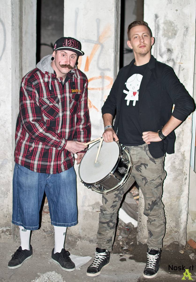 VIDEO: Pekař a bubeník Ondřej Štorek z Rybiček 48 se našli. Začíná jejich miniturné