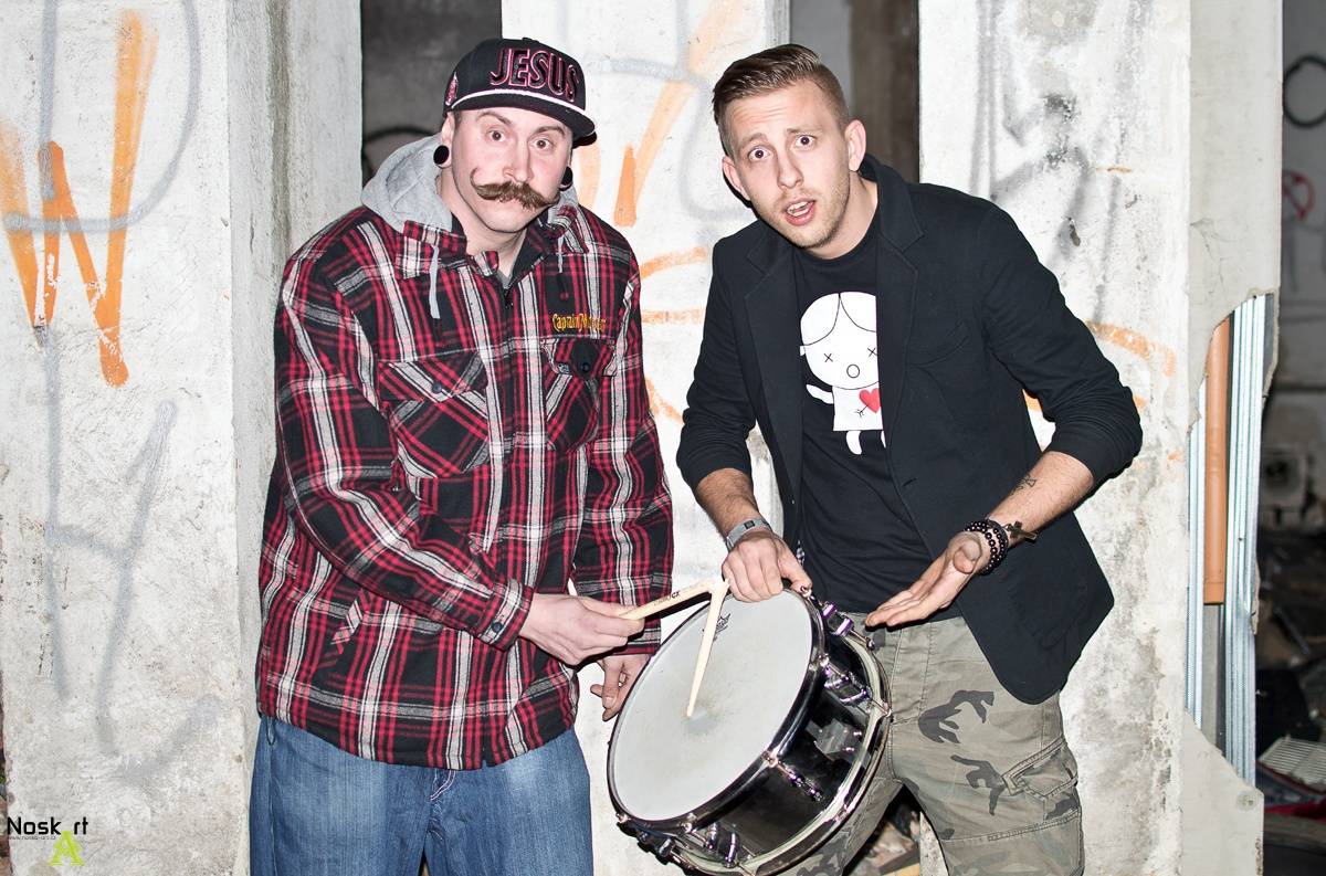 VIDEO: Pekař a bubeník Ondřej Štorek z Rybiček 48 se našli. Začíná jejich miniturné