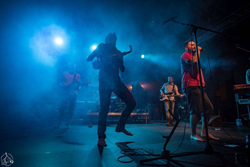 VIDEOPREMIÉRA: S Timudej ožívá první republika, vyčaruje ji kouzelnice Surikata